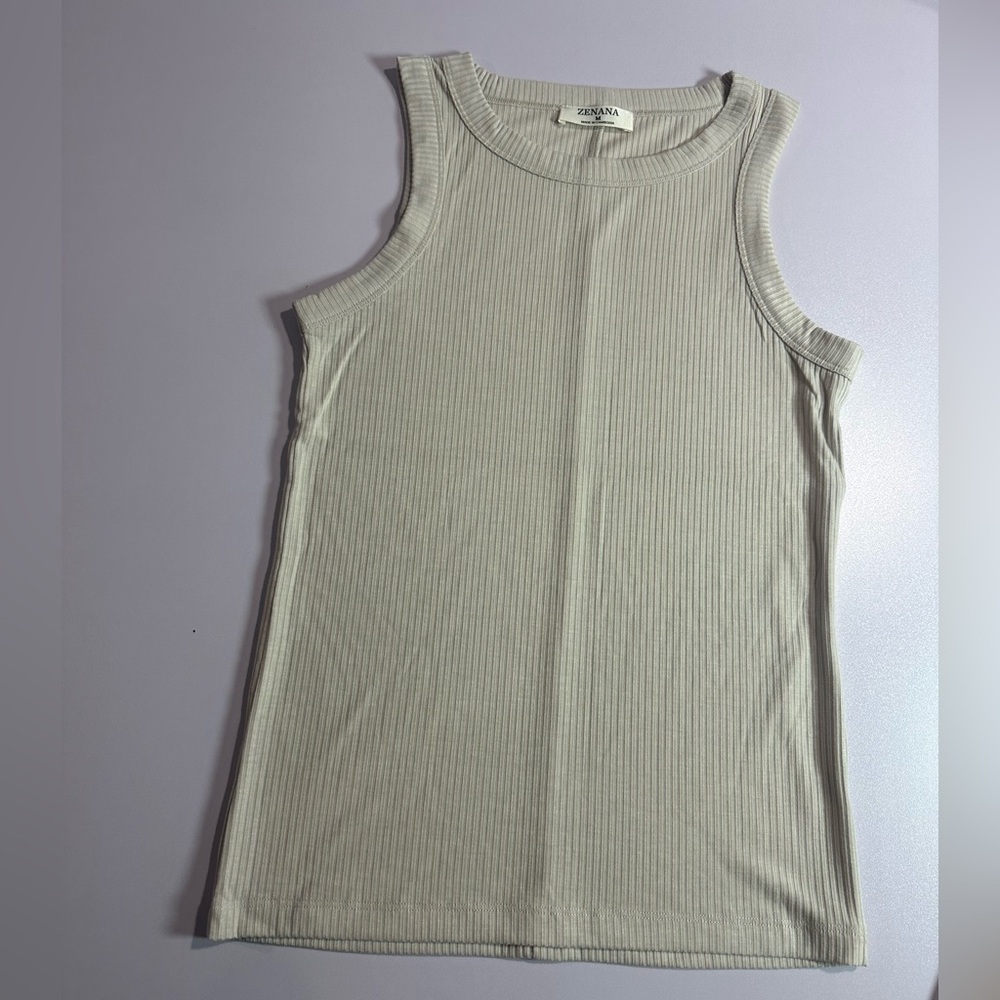 Women's Cream Ribbed Tank Top Zenana size M can fit small stretchy NEW